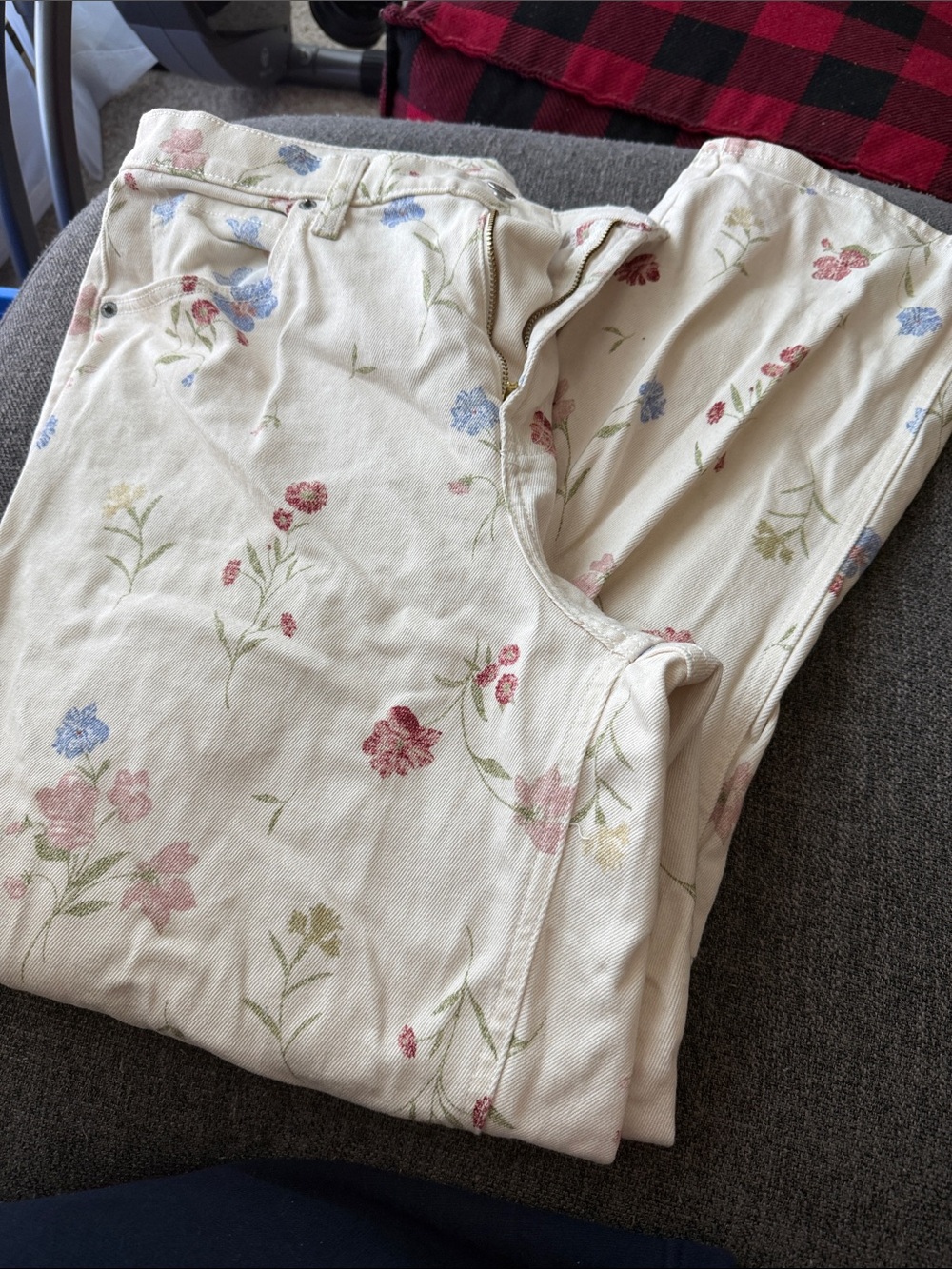 Old Navy Cream Floral High-Rise Barrel Leg Jeans